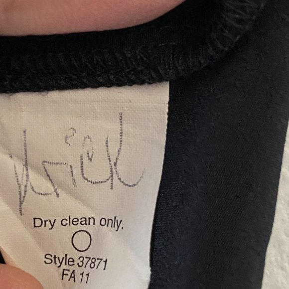 ❤️SOLD❤️J. Crew Blythe 100% Silk Blouse Button Dow - Picture 8 of 8